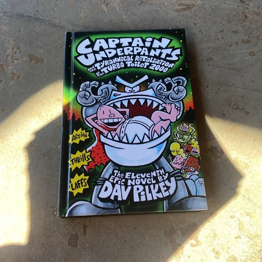Capitan underpants books!